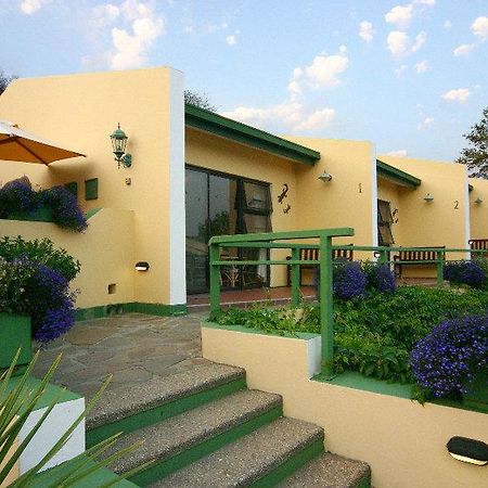 Hotel Pension Onganga Windhoek Eksteriør billede
